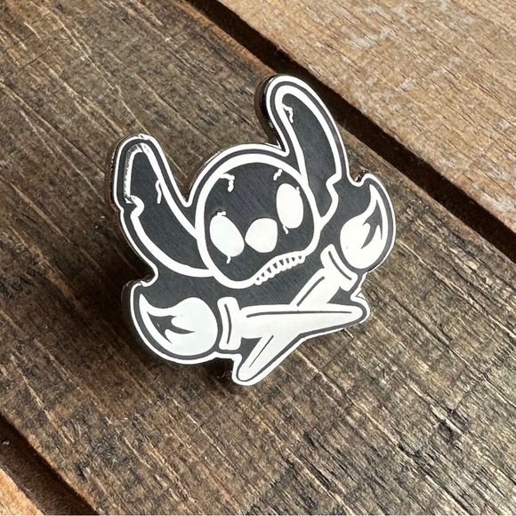 Disney Accessories - LAST CHANCE Pirate Stitch Exclusive Pin from Lena D Artistry - Avail til 9/10